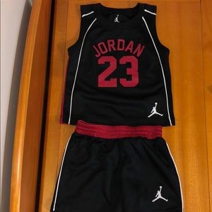 Jordan jersey set. Baby size 18 months.